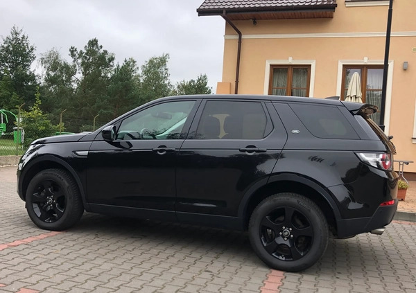 Land Rover Discovery Sport cena 86800 przebieg: 72500, rok produkcji 2019 z Koło małe 466